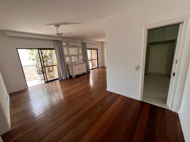 Apartamento para Venda em Rio de Janeiro/RJ Humaitá 4 Quartos