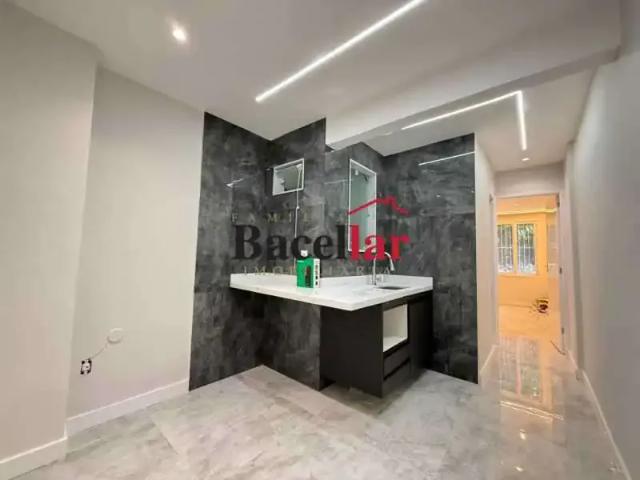 Apartamento para Venda em Rio de Janeiro/RJ Humaitá 1 Quartos