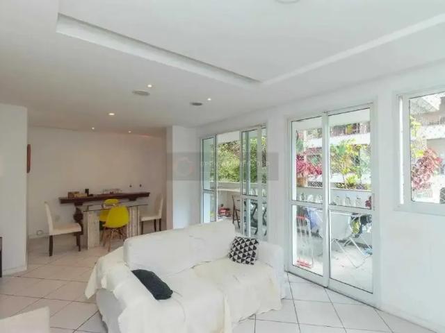 Apartamento para Venda em Rio de Janeiro/RJ Humaitá 2 Quartos