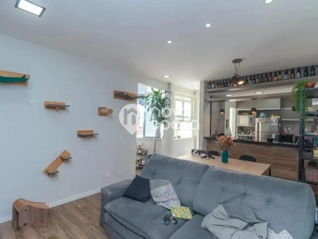Apartamento para Venda em Rio de Janeiro/RJ Humaitá 2 Quartos