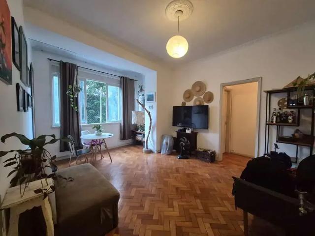 Apartamento para Venda em Rio de Janeiro/RJ Humaitá 2 Quartos