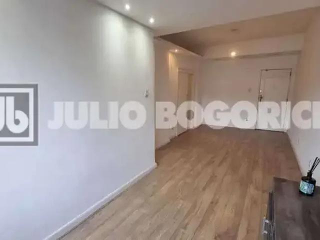 Apartamento para Venda em Rio de Janeiro/RJ Humaitá 2 Quartos