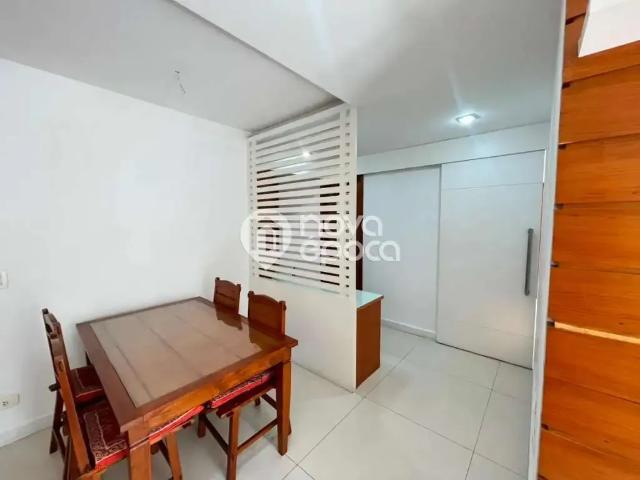 Apartamento para Venda em Rio de Janeiro/RJ Humaitá 2 Quartos