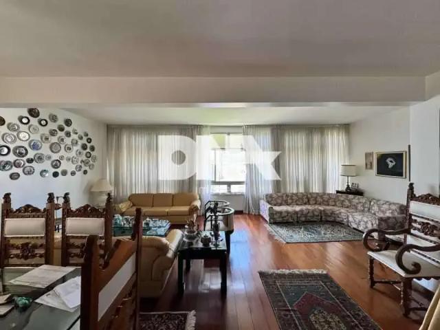 Apartamento para Venda em Rio de Janeiro/RJ Ipanema 4 Quartos