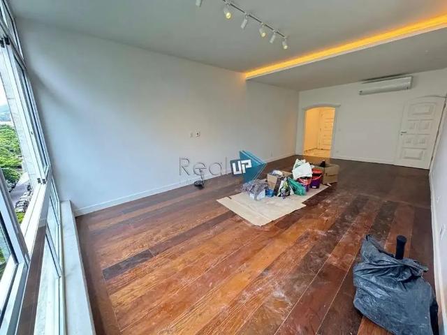 Apartamento para Venda em Rio de Janeiro/RJ Ipanema 3 Quartos