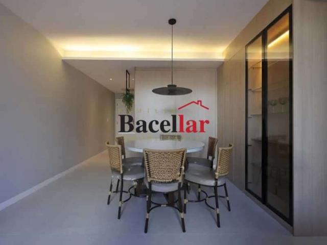 Apartamento para Venda em Rio de Janeiro/RJ Ipanema 3 Quartos