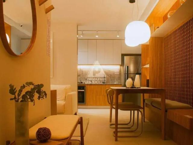 Apartamento para Venda em Rio de Janeiro/RJ Irajá 2 Quartos