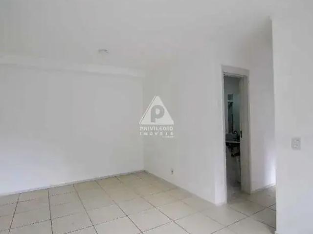 Apartamento para Venda em Rio de Janeiro/RJ Jacarepaguá 3 Quartos