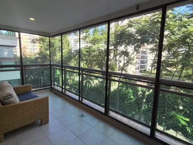 Apartamento para Venda em Rio de Janeiro/RJ Jacarepaguá 3 Quartos