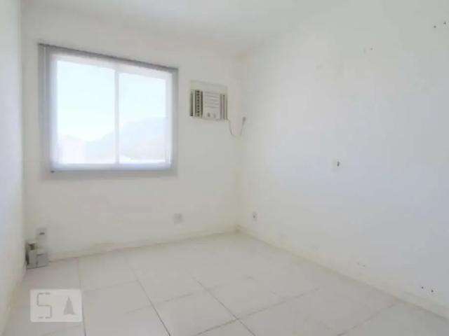 Apartamento para Venda em Rio de Janeiro/RJ Jacarepaguá 2 Quartos