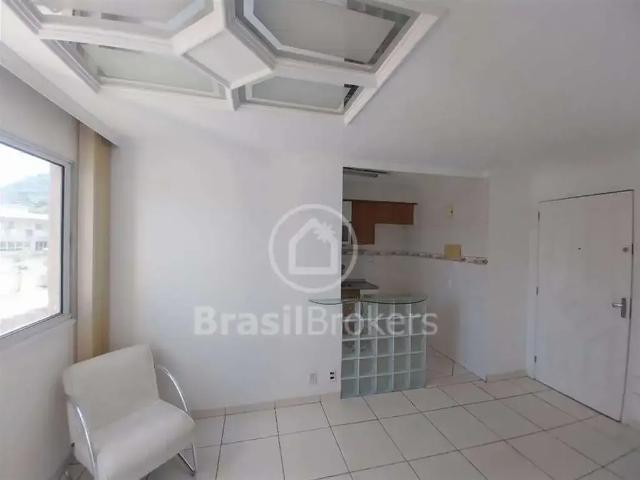Apartamento para Venda em Rio de Janeiro/RJ Jacarepaguá 2 Quartos