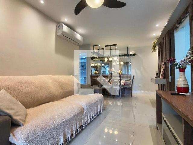 Apartamento para Venda em Rio de Janeiro/RJ Jacarepaguá 2 Quartos