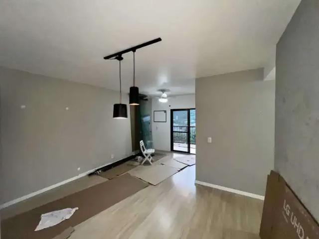 Apartamento para Venda em Rio de Janeiro/RJ Jacarepaguá 4 Quartos