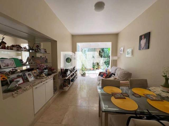 Apartamento para Venda em Rio de Janeiro/RJ Jardim Botânico 2 Quartos