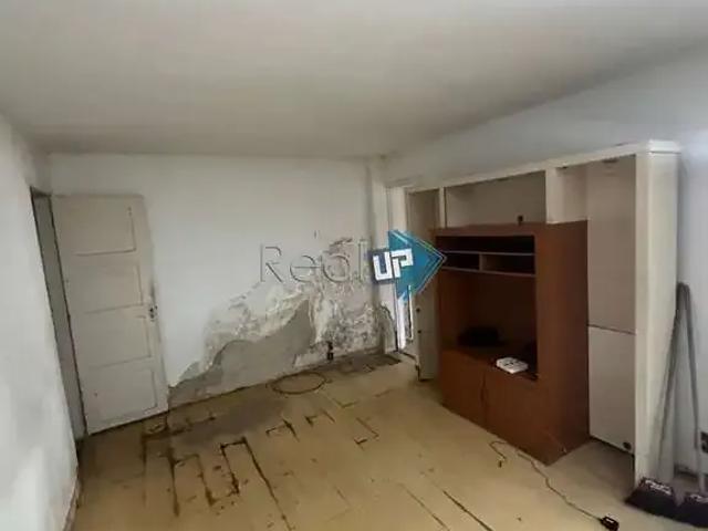 Apartamento para Venda em Rio de Janeiro/RJ Jardim Botânico 2 Quartos