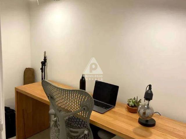 Apartamento para Venda em Rio de Janeiro/RJ Jardim Botânico 2 Quartos