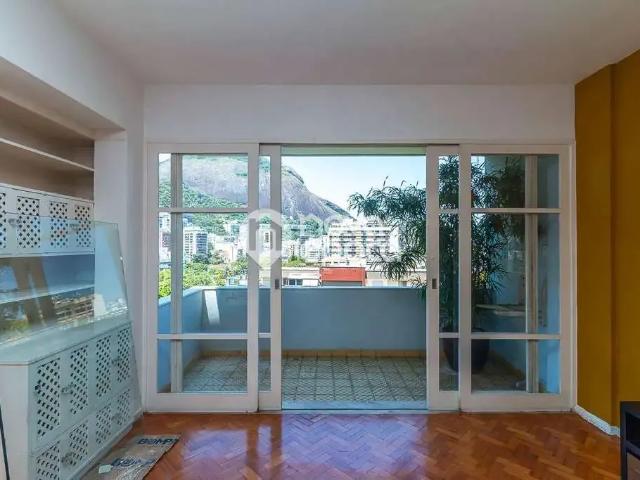 Apartamento para Venda em Rio de Janeiro/RJ Jardim Botânico 3 Quartos