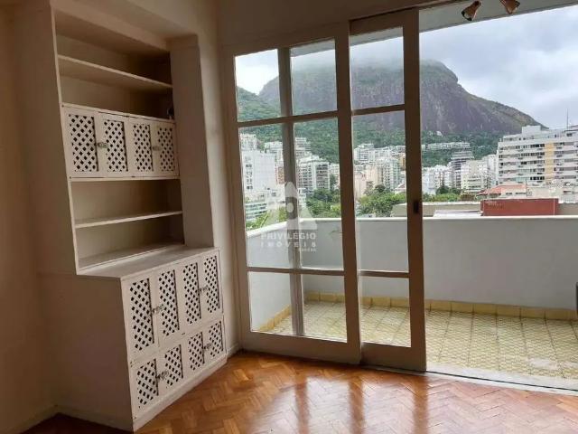 Apartamento para Venda em Rio de Janeiro/RJ Jardim Botânico 3 Quartos