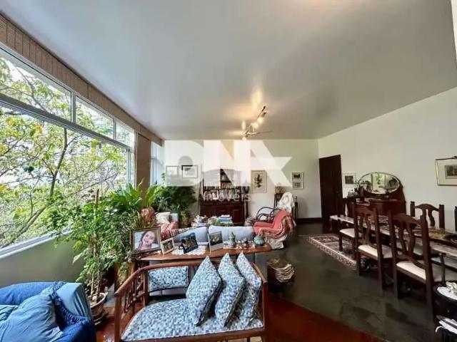 Apartamento para Venda em Rio de Janeiro/RJ Jardim Botânico 3 Quartos