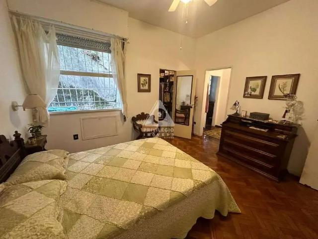 Apartamento para Venda em Rio de Janeiro/RJ Jardim Botânico 5 Quartos
