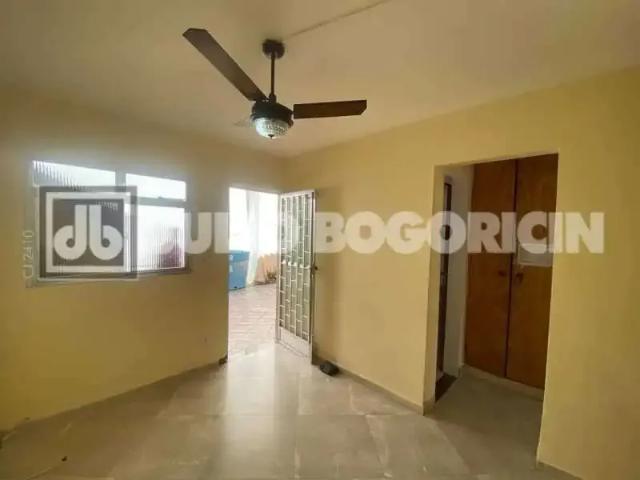 Apartamento para Venda em Rio de Janeiro/RJ Jardim Carioca 2 Quartos