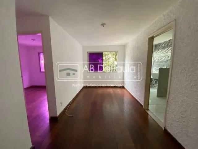Apartamento para Venda em Rio de Janeiro/RJ Jardim Sulacap 2 Quartos
