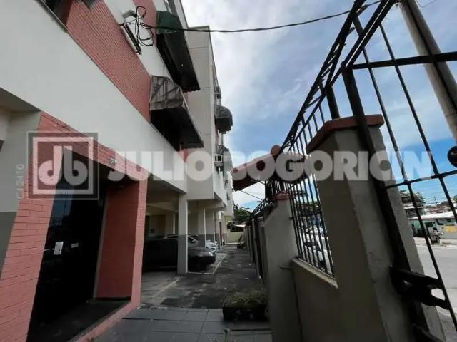 Apartamento para Venda em Rio de Janeiro/RJ Jardim Sulacap 2 Quartos