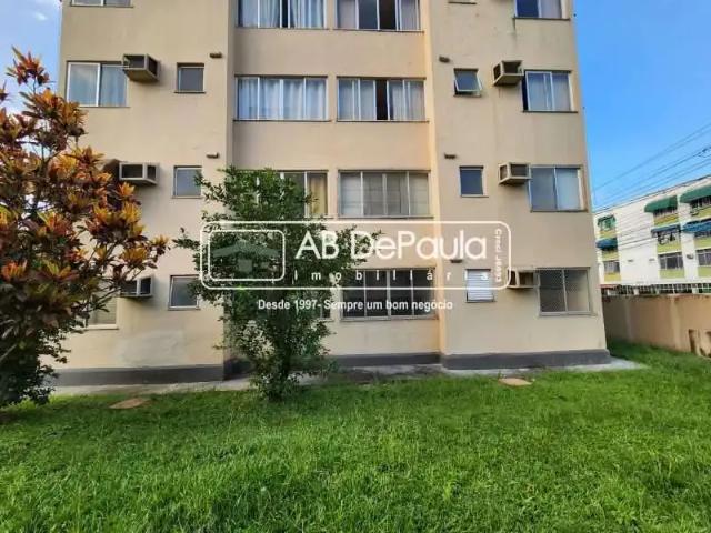 Apartamento para Venda em Rio de Janeiro/RJ Jardim Sulacap 2 Quartos