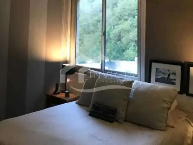 Apartamento para Venda em Rio de Janeiro/RJ Lagoa 3 Quartos