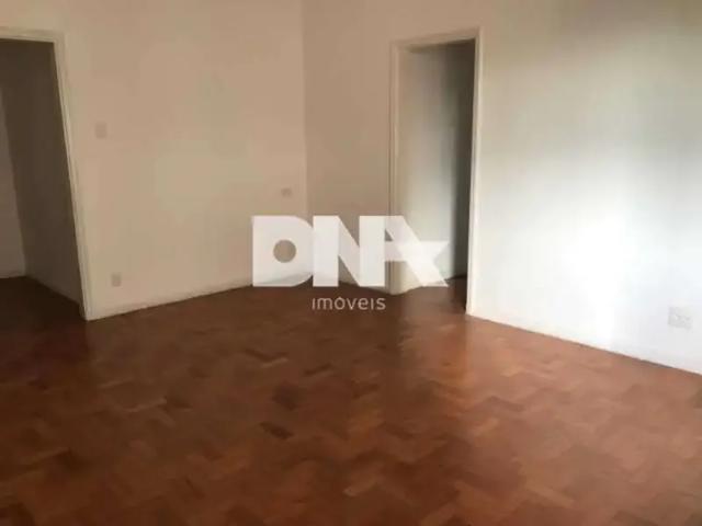 Apartamento para Venda em Rio de Janeiro/RJ Lagoa 3 Quartos