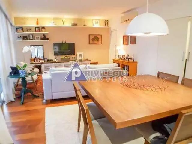 Apartamento para Venda em Rio de Janeiro/RJ Lagoa 3 Quartos