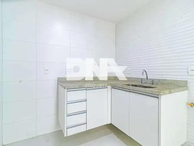 Apartamento para Venda em Rio de Janeiro/RJ Lagoa 3 Quartos