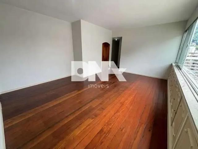 Apartamento para Venda em Rio de Janeiro/RJ Lagoa 3 Quartos