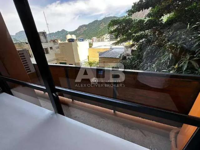 Apartamento para Venda em Rio de Janeiro/RJ Lagoa 3 Quartos