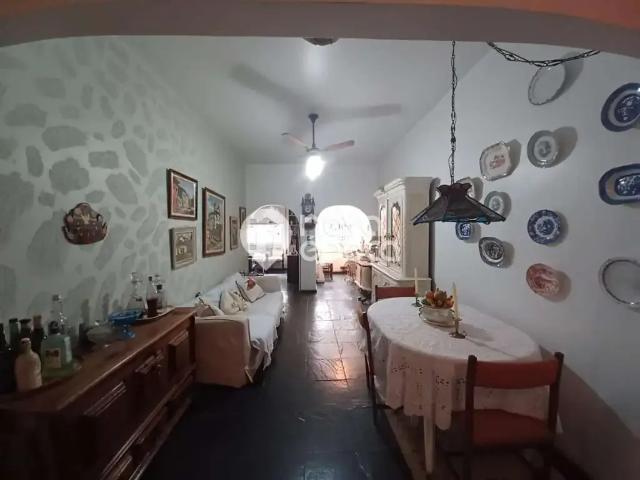 Apartamento para Venda em Rio de Janeiro/RJ Lagoa 3 Quartos