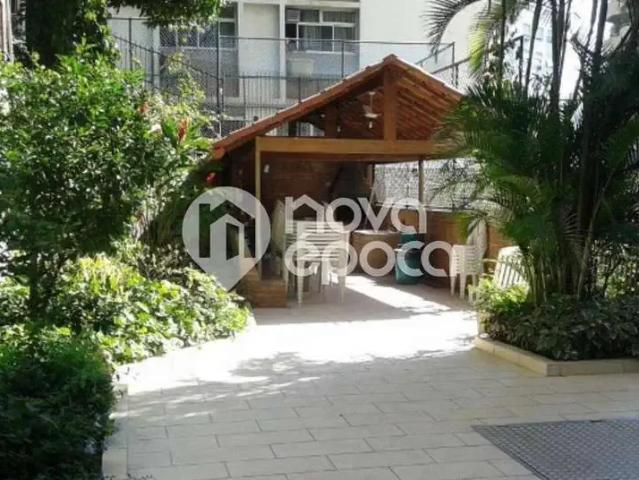 Apartamento para Venda em Rio de Janeiro/RJ Lagoa 2 Quartos