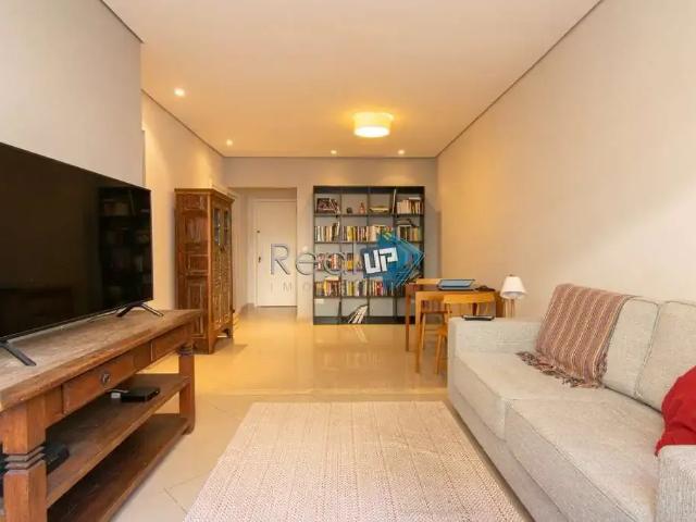Apartamento para Venda em Rio de Janeiro/RJ Lagoa 2 Quartos