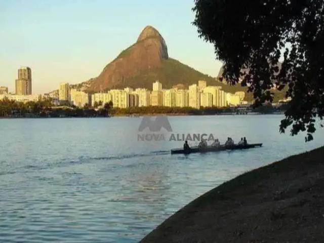 Apartamento para Venda em Rio de Janeiro/RJ Lagoa 2 Quartos