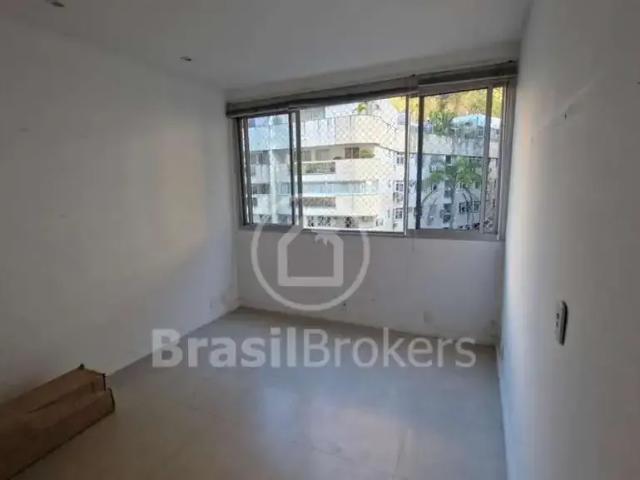 Apartamento para Venda em Rio de Janeiro/RJ Lagoa 2 Quartos