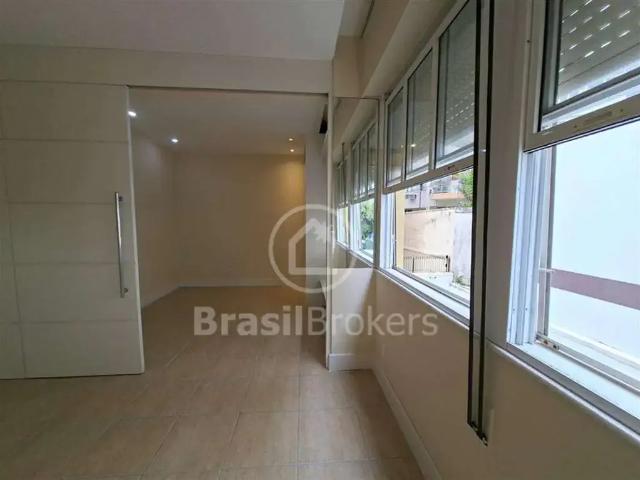 Apartamento para Venda em Rio de Janeiro/RJ Lagoa 2 Quartos