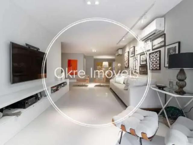 Apartamento para Venda em Rio de Janeiro/RJ Lagoa 4 Quartos