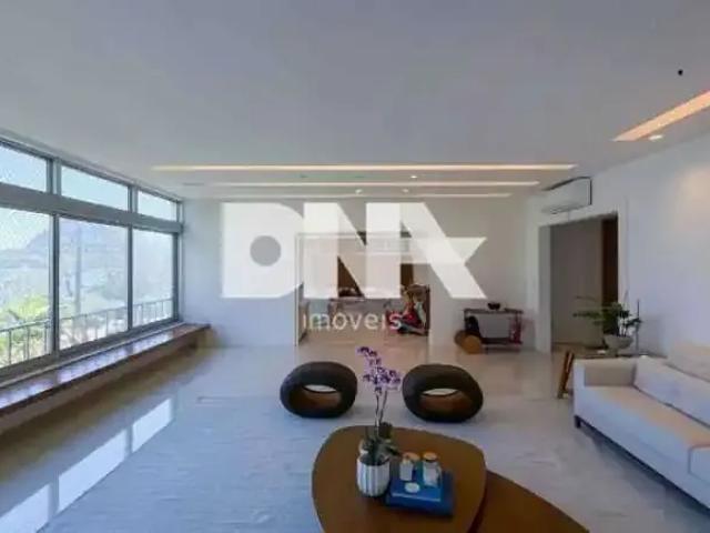 Apartamento para Venda em Rio de Janeiro/RJ Lagoa 4 Quartos