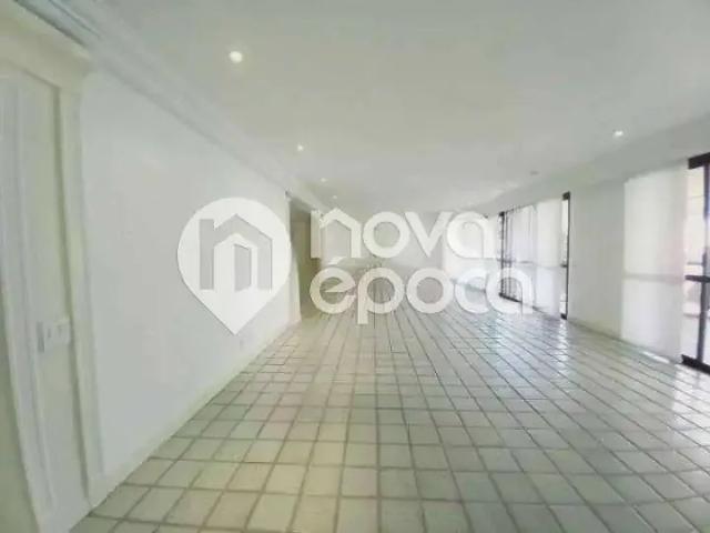 Apartamento para Venda em Rio de Janeiro/RJ Lagoa 4 Quartos