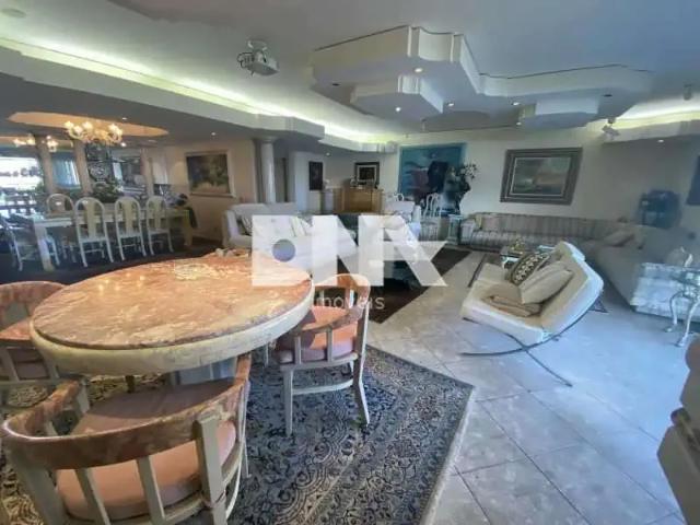Apartamento para Venda em Rio de Janeiro/RJ Lagoa 4 Quartos
