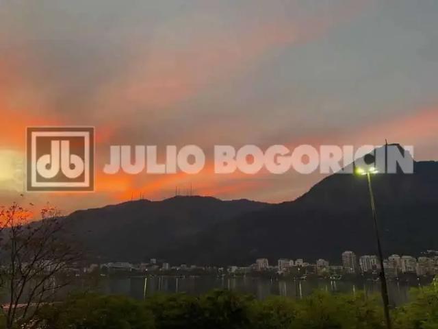 Apartamento para Venda em Rio de Janeiro/RJ Lagoa