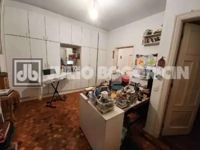 Apartamento para Venda em Rio de Janeiro/RJ Laranjeiras 3 Quartos