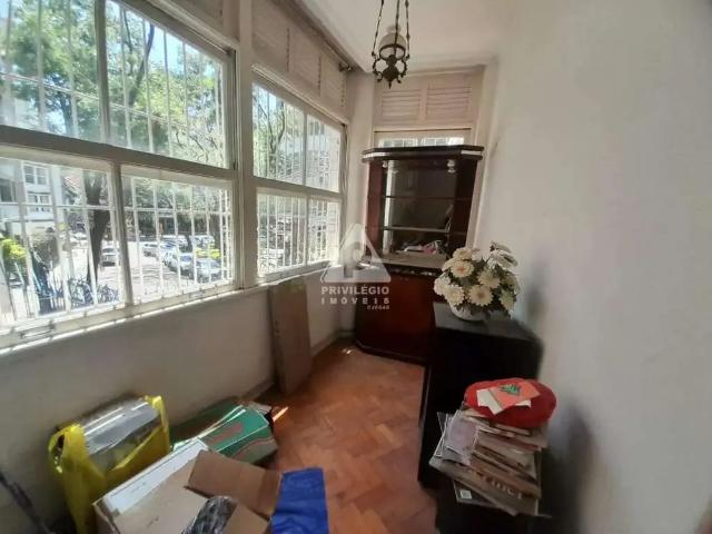 Apartamento para Venda em Rio de Janeiro/RJ Laranjeiras 3 Quartos