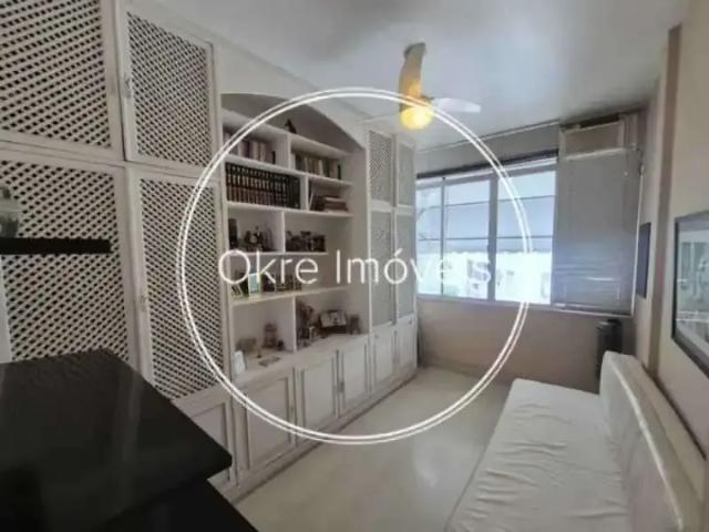 Apartamento para Venda em Rio de Janeiro/RJ Laranjeiras 3 Quartos