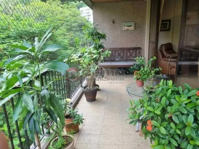 Apartamento para Venda em Rio de Janeiro/RJ Laranjeiras 3 Quartos