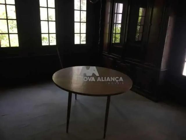 Apartamento para Venda em Rio de Janeiro/RJ Laranjeiras 3 Quartos